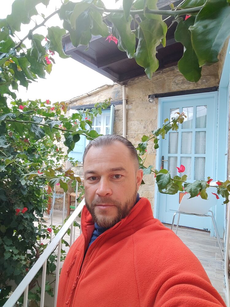  Limassol,   Dim, 44 ,   ,   , c , 