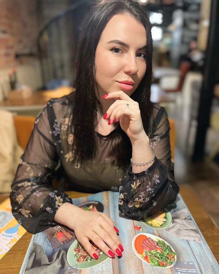  -,   Maria, 28 ,   ,   