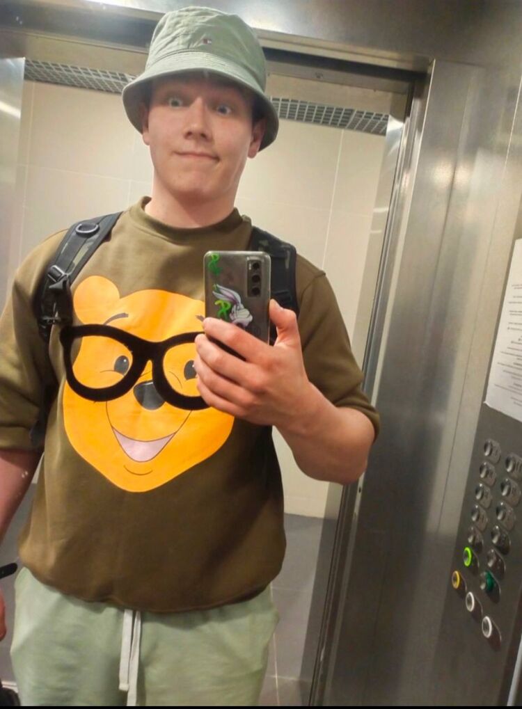 ���� 44407493 ������� ������, 28 ���, ���� ���������� � �����-����������