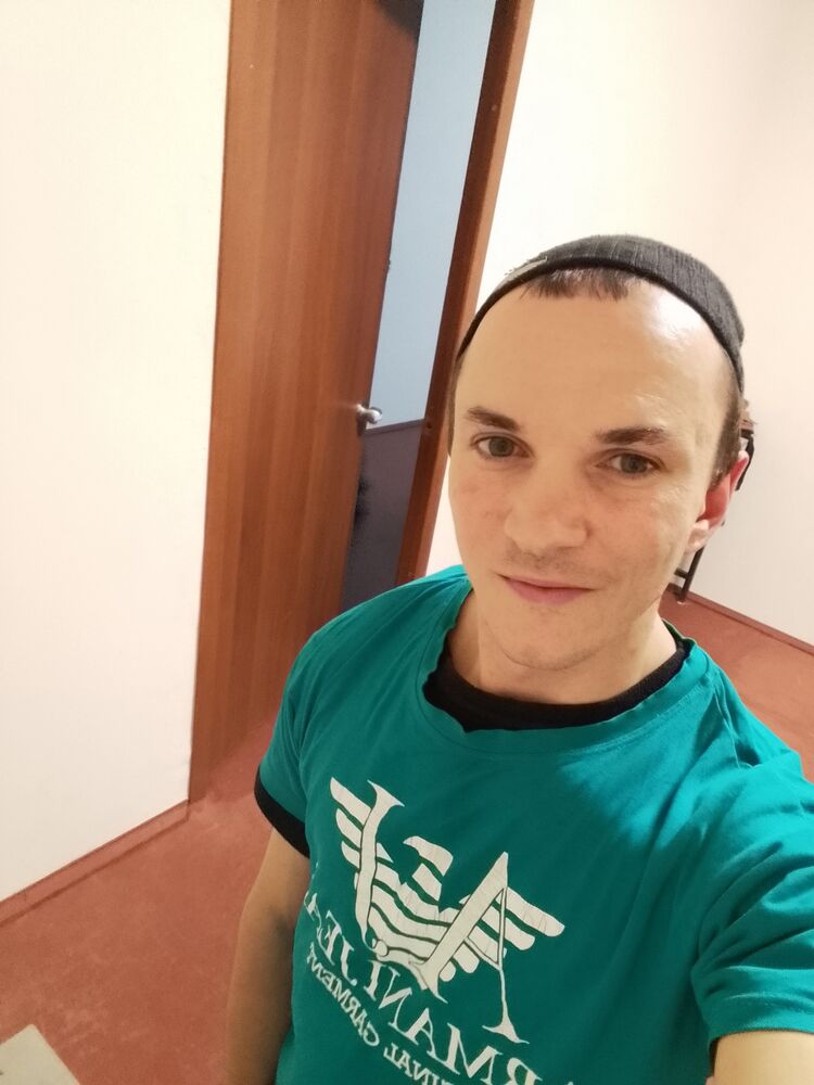  --,   Pavel, 33 ,   ,   , c , 