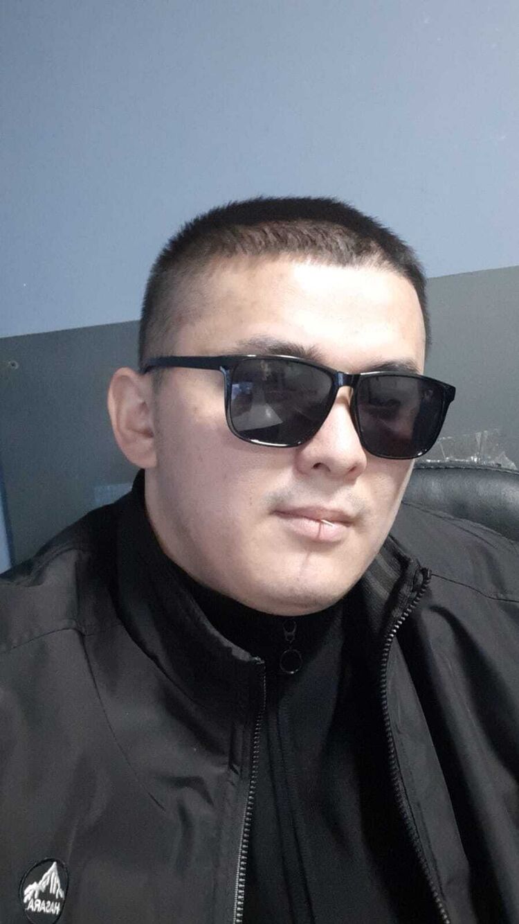  48712203  , 35 ,    