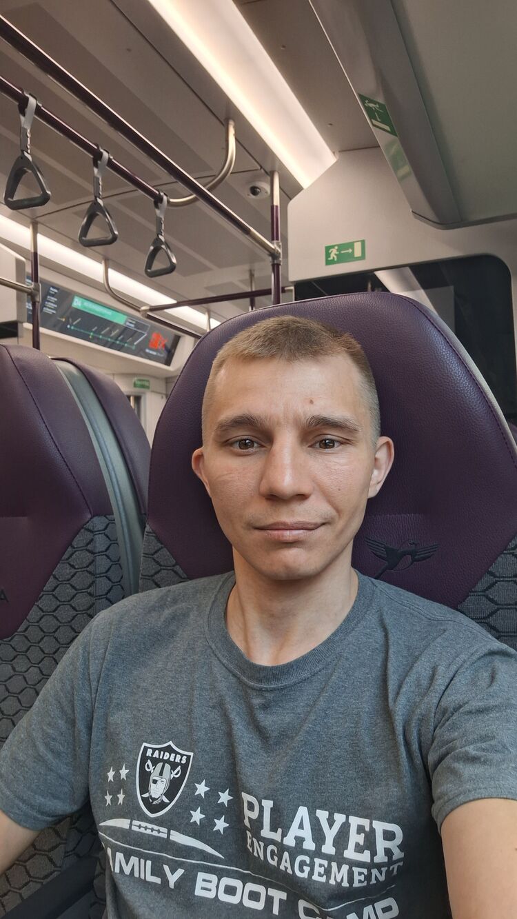  43824813  Mike, 37 ,    