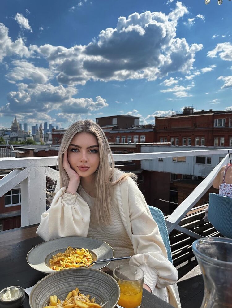 ���� 49952483 ������� ��������, 32 ����, ���� ���������� � ������