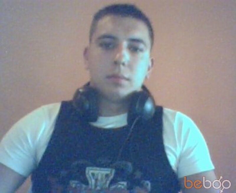  142653  Tomas, 35 ,    
