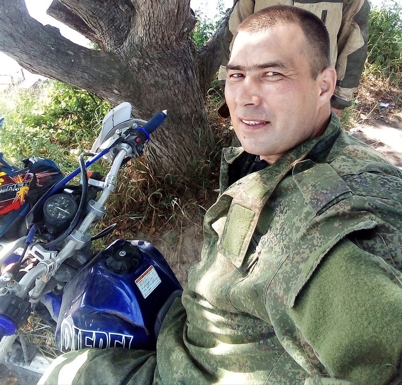   ,   Aleks, 42 ,   ,   