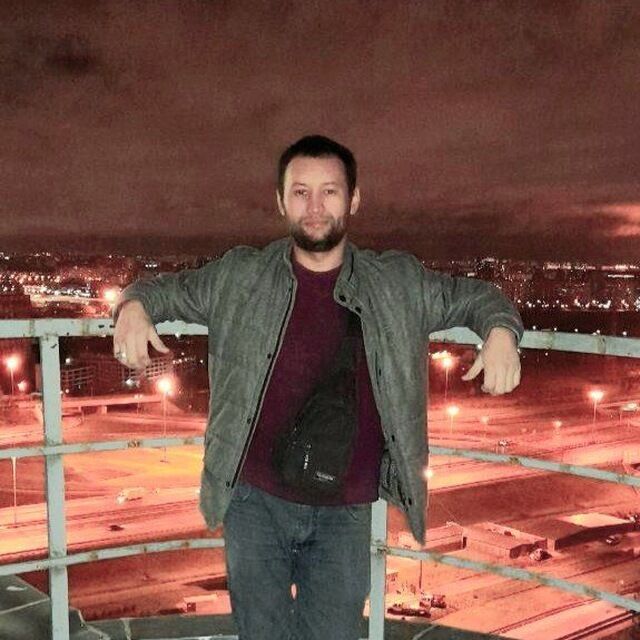  -,   , 33 ,     
