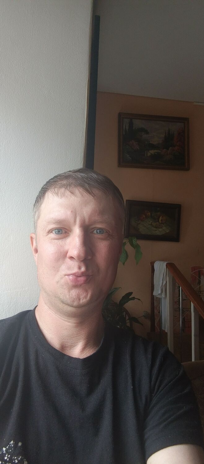  52082243  Timofey, 43 ,    