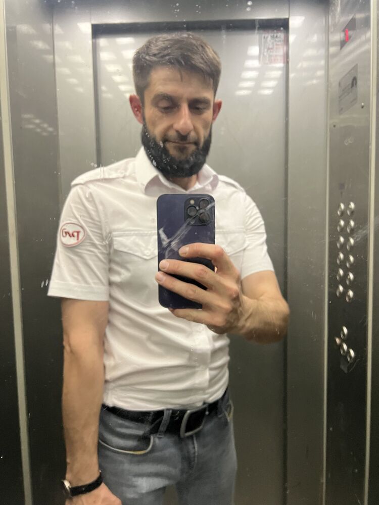  ,   Anvar, 35 ,   ,   , 