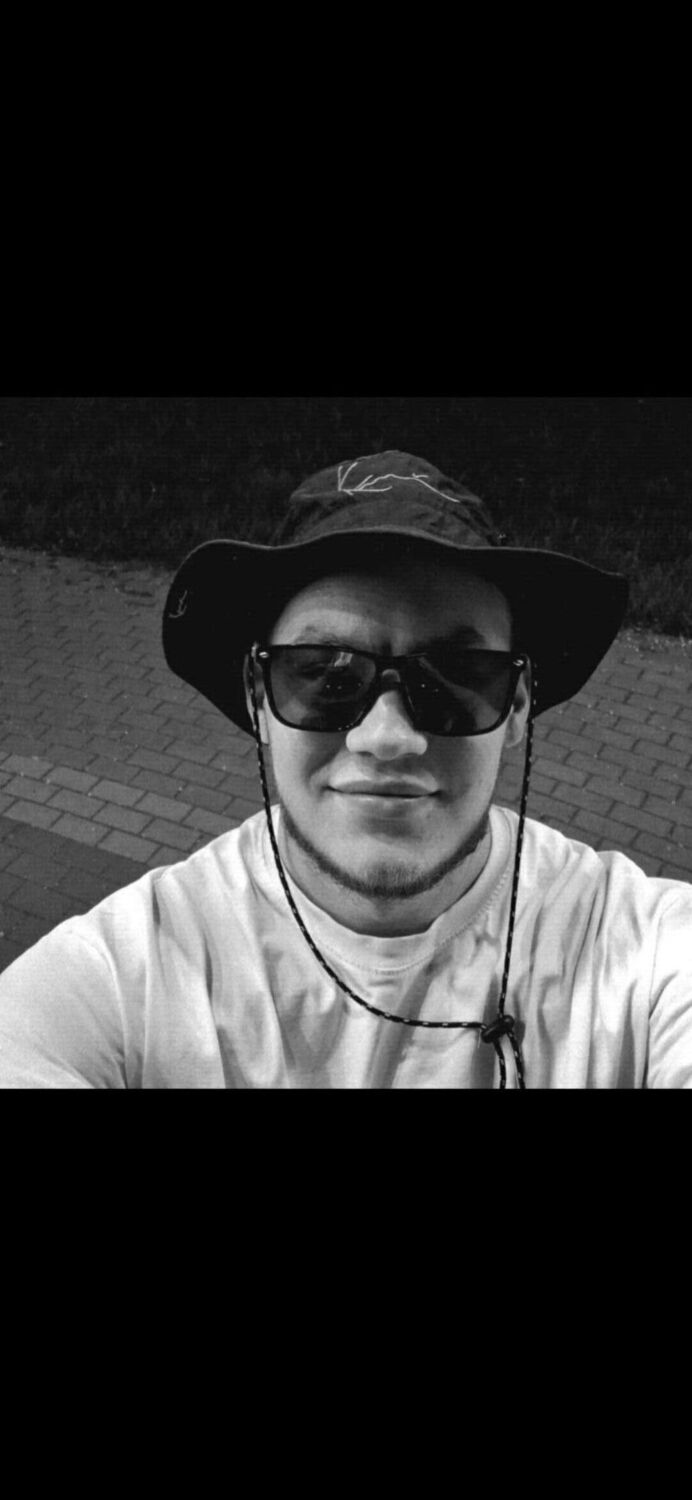 ���� 56239123 ����� Denis, 23 ����, ���� ���������� � Malta