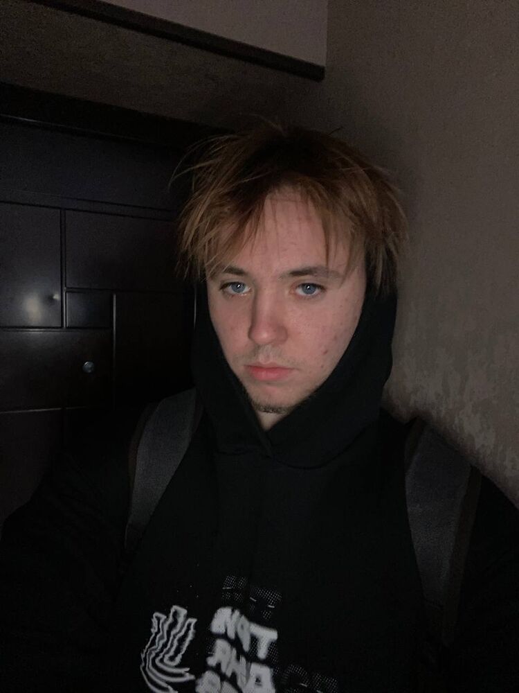 ���� 52319763 ����� ������, 22 ����, ���� ���������� � ������������