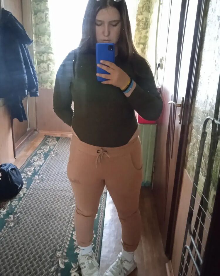  34513243  _kristina_, 21 ,    