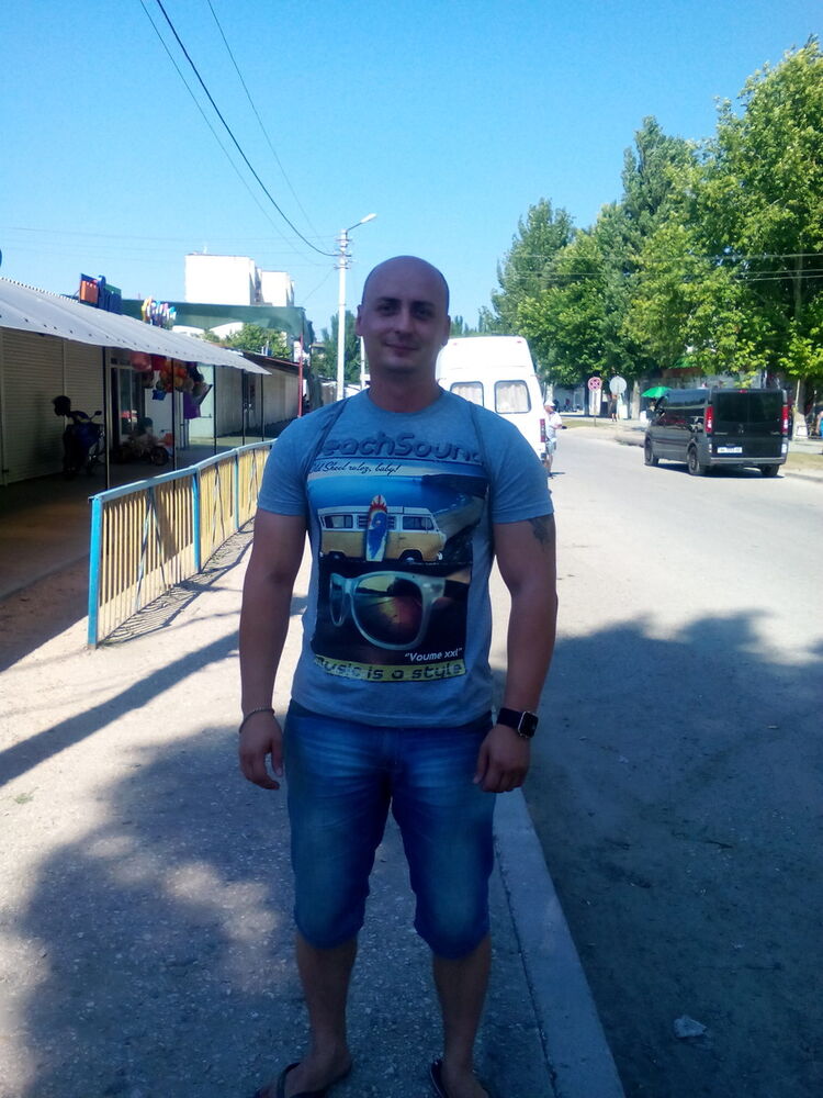  7057653  , 37 ,    