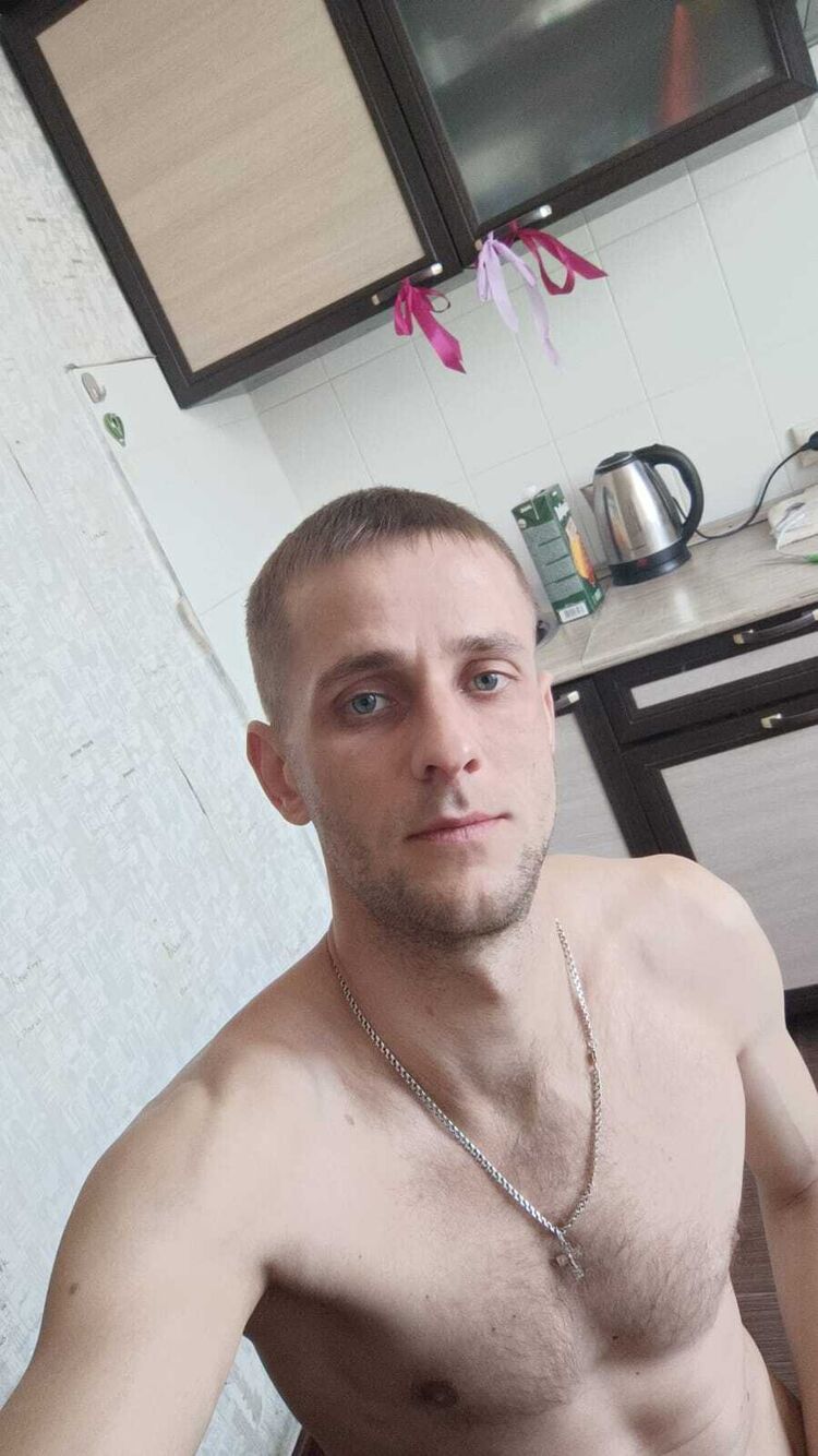  43967563  , 31 ,    