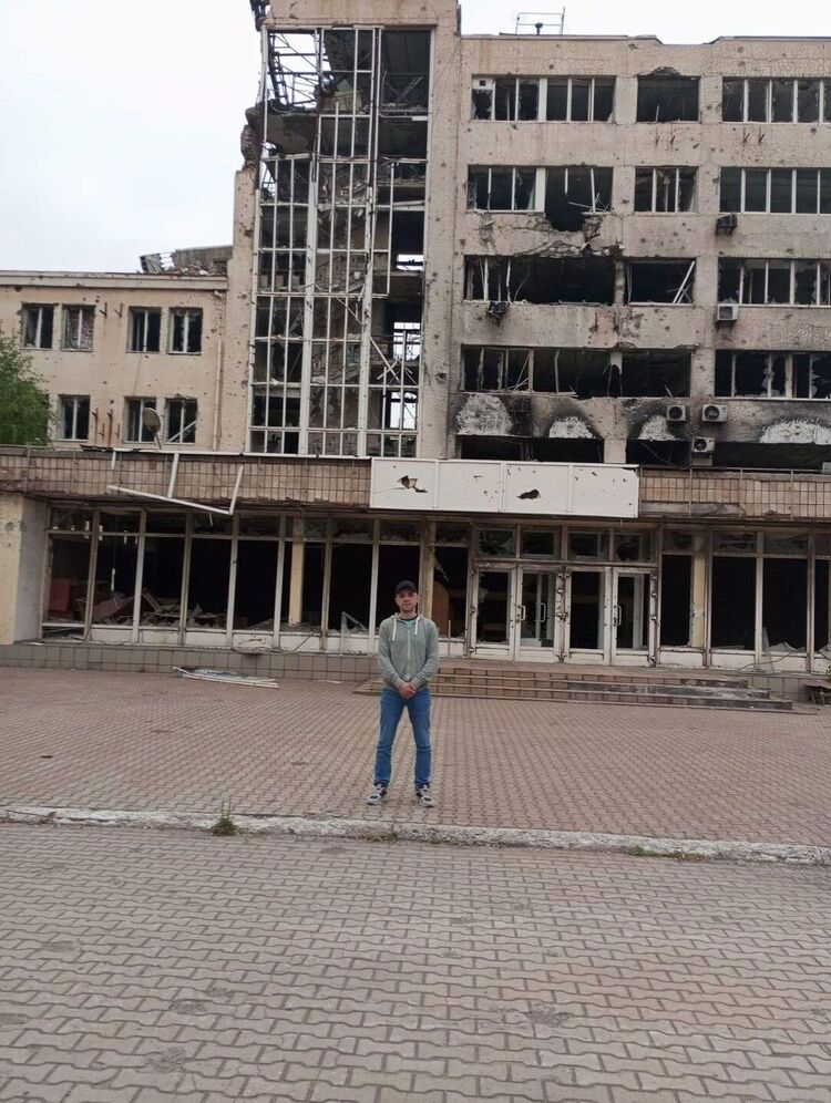  49240863  , 43 ,    