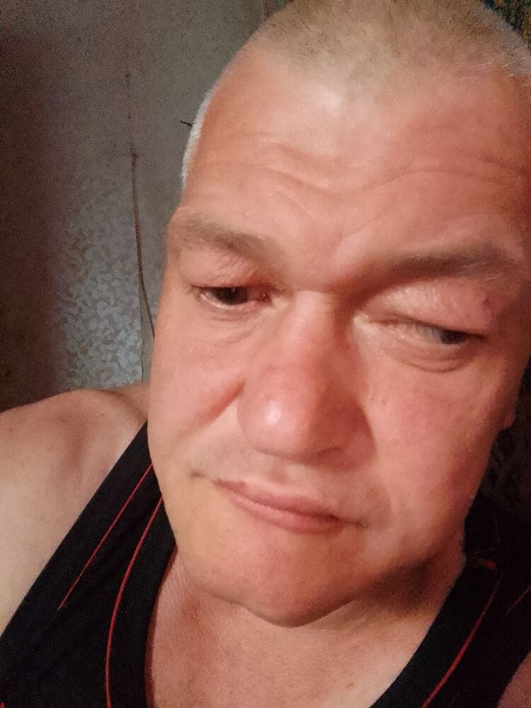  ,   Yroslaw, 43 ,   ,   