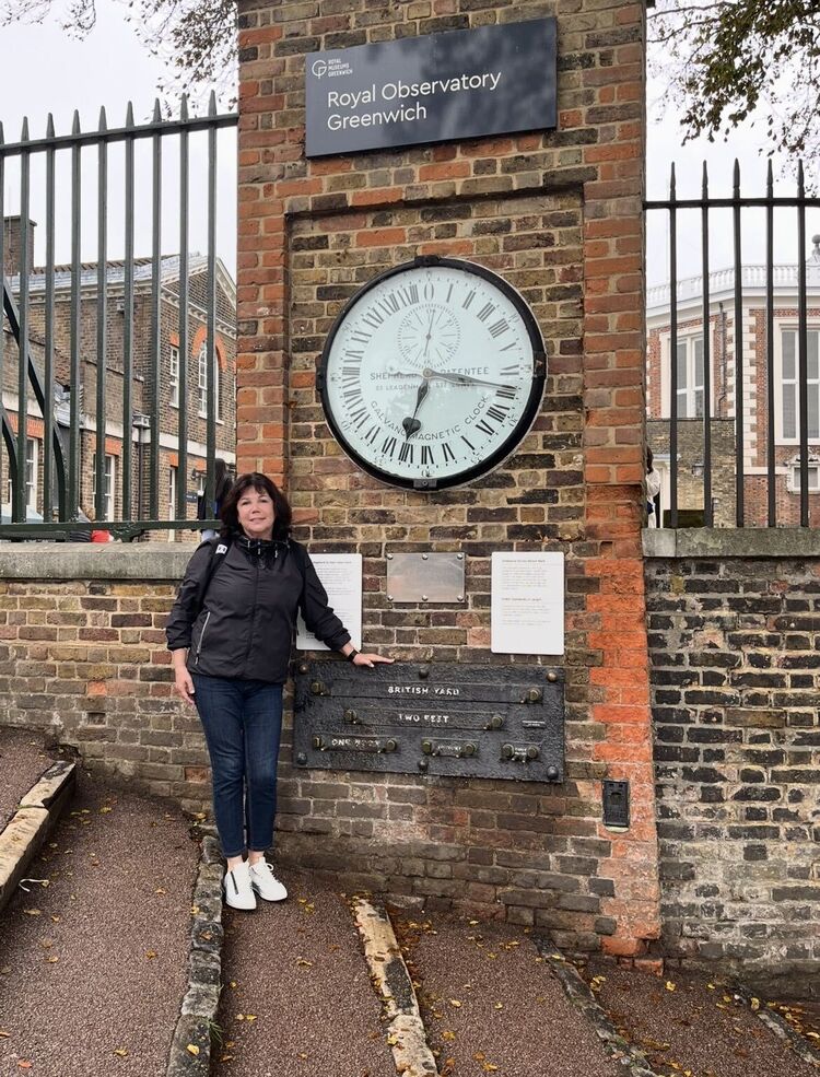  54089893  Irina, 60 ,    Belsize Park