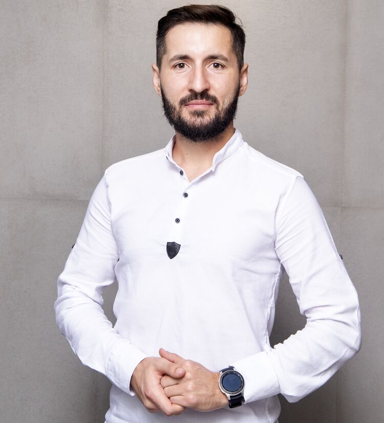  44701533  Dmitri, 34 ,    
