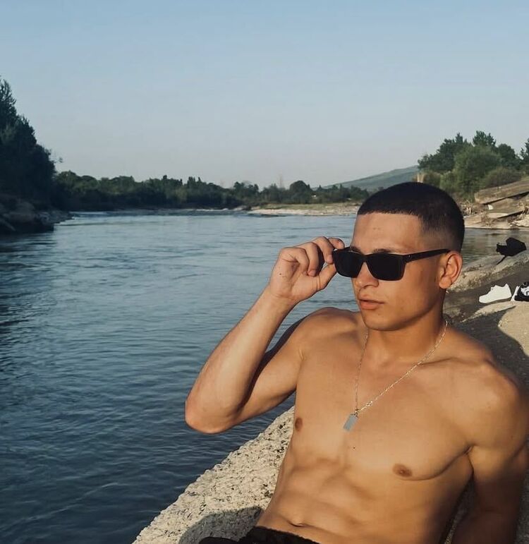  ,   Anzor, 27 ,   ,   