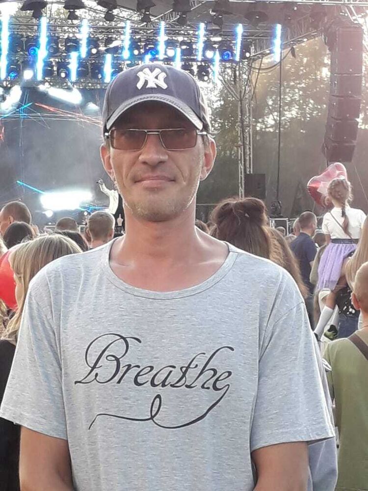  39708253  , 42 ,    