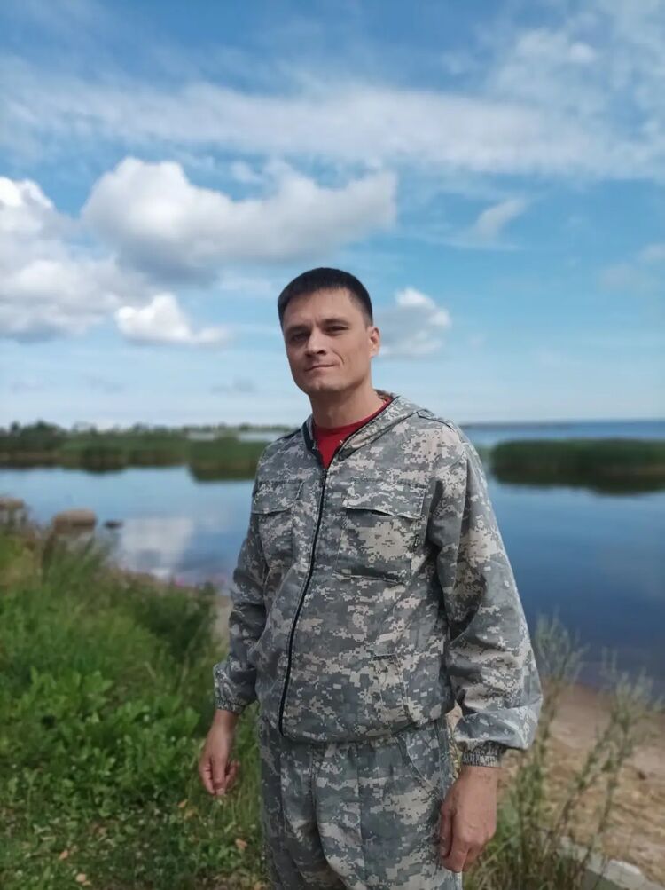  42739033  , 39 ,    