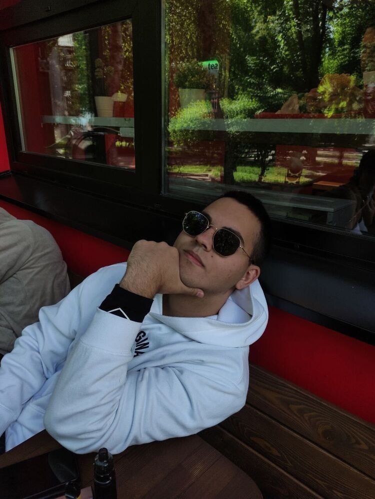  --,   , 22 ,   ,   