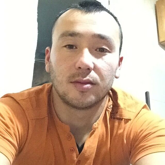  26426843  Baxtiyor, 33 ,    