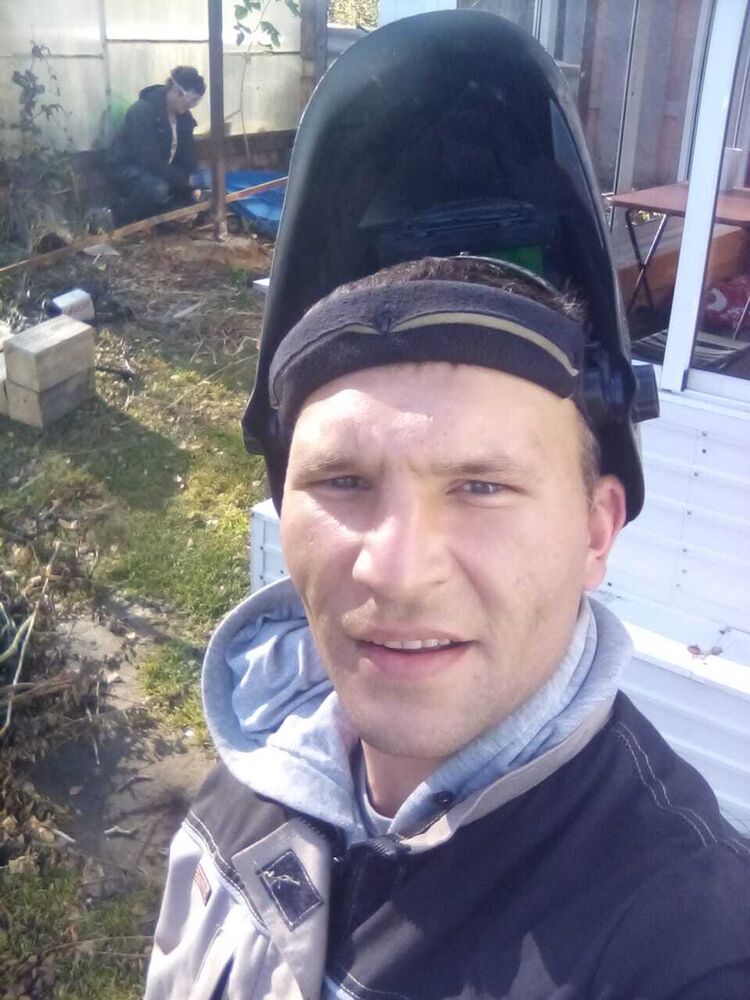  48079813  , 35 ,    