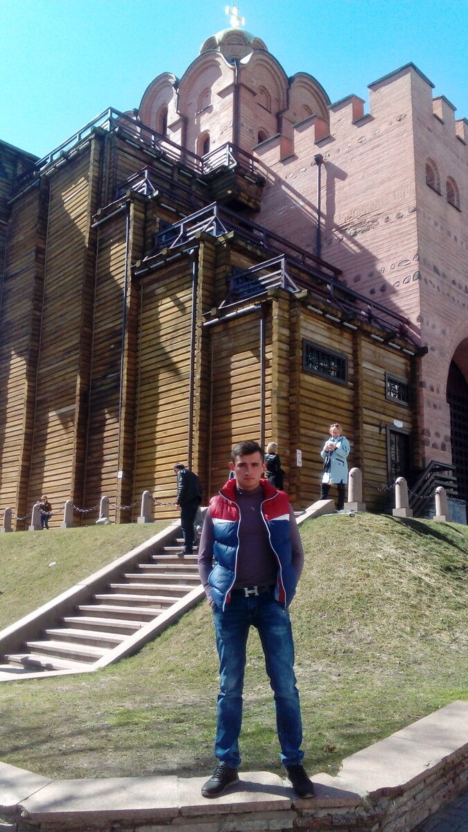  11947753  Andrey, 30 ,    