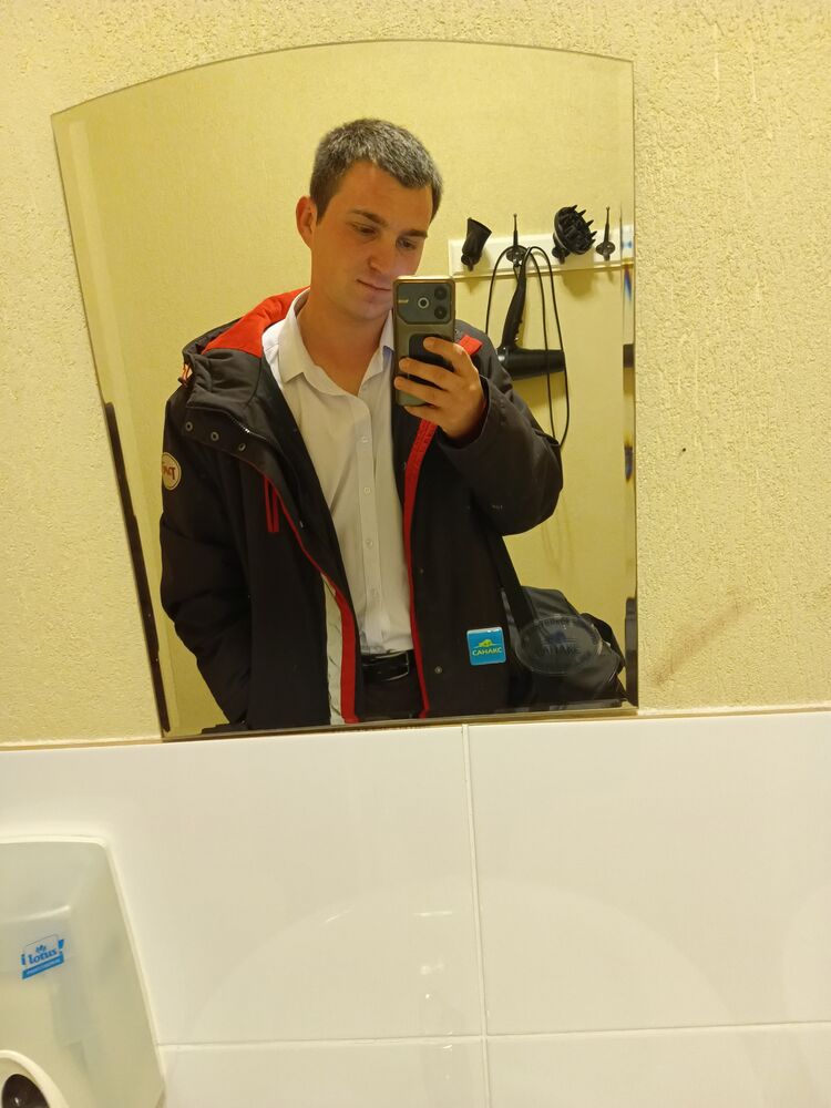  53999173  Alexander, 29 ,    --