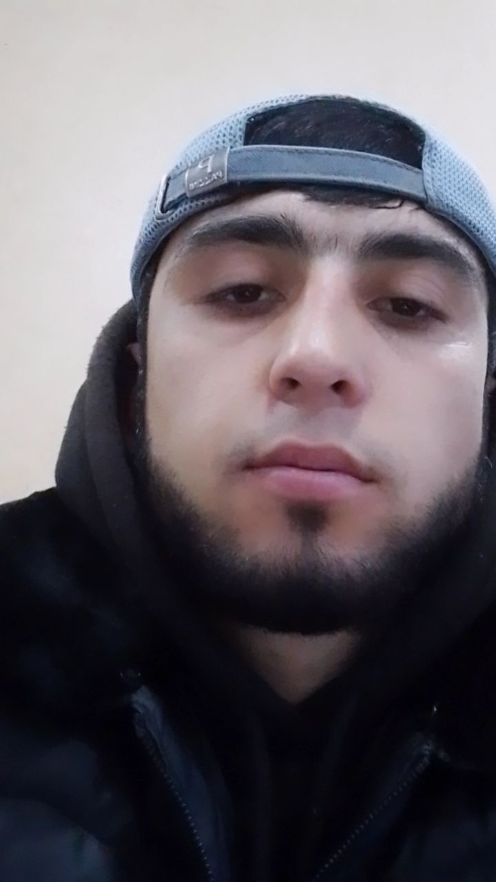  43941723  , 27 ,    