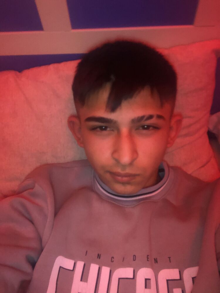  ,   Kadir, 24 ,   ,   