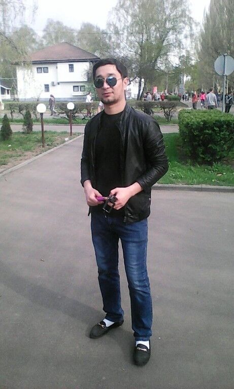 12591563  T, 33 ,    
