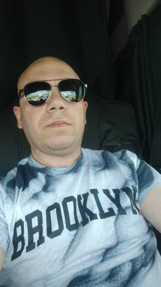  46406973  , 36 ,    