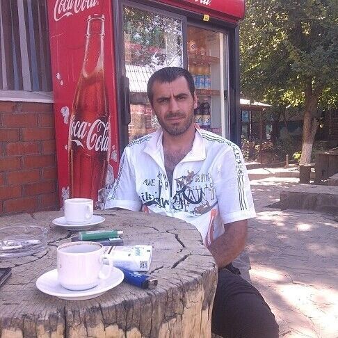  9939383  Valerik, 41 ,    