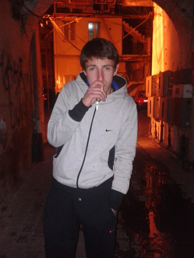  8431493  555 74 91 79, 29 ,    