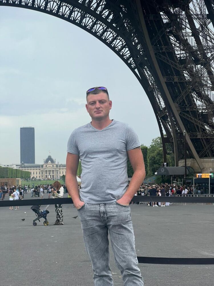  ,   Mykola, 27 ,   ,   