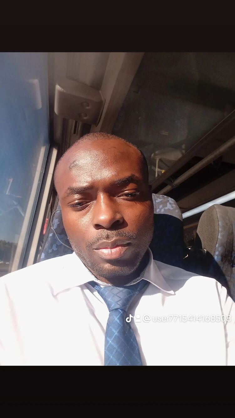  ,   Freddy, 35 ,   ,   