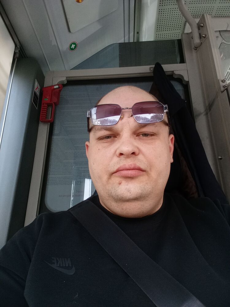  49564863  , 38 ,    