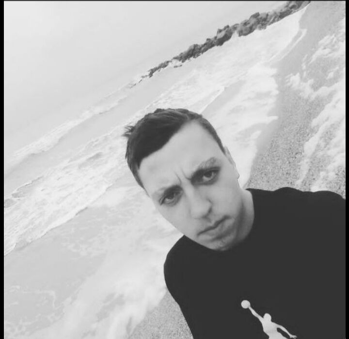 ���������� ����������, ���� ����� Valik, 24 ����, ������������ ��� ������, ����� � ���������, c�������� ���������