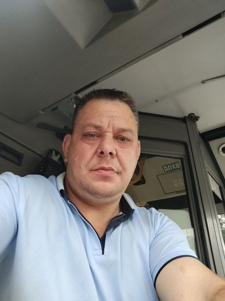  52741863  , 43 ,    --