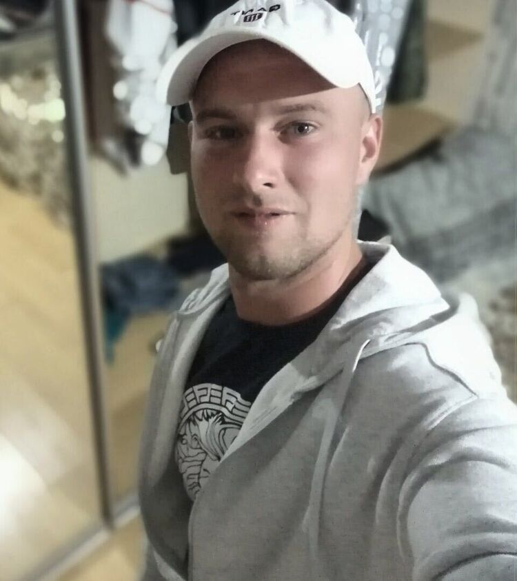  22312473  Evgeniy, 28 ,    