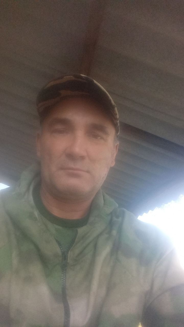  46182793  , 49 ,     