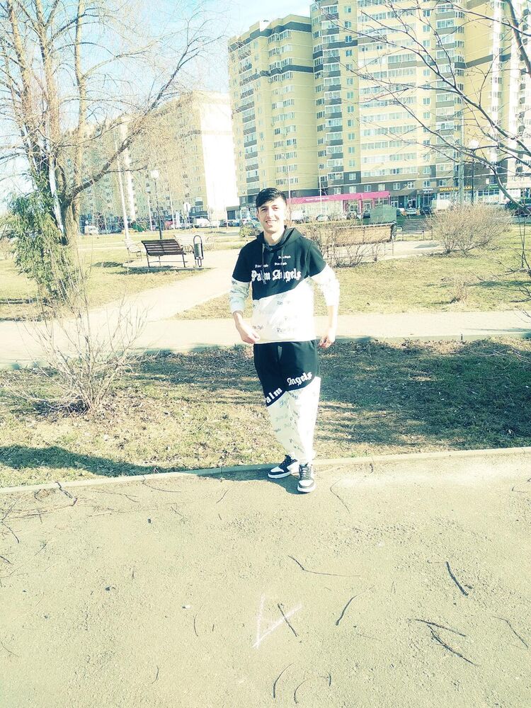  42799313  Anis, 23 ,    