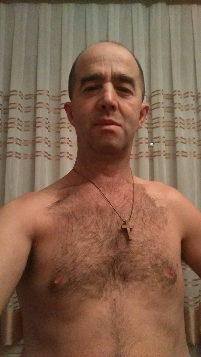  11976303  , 54 ,    