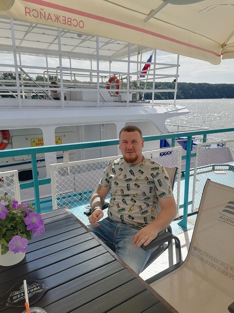  ,   Artem, 35 ,   ,   , c , 
