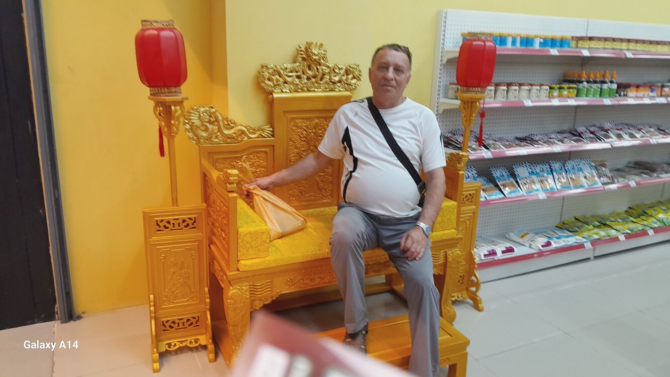  51722093  Sergei, 59 ,    