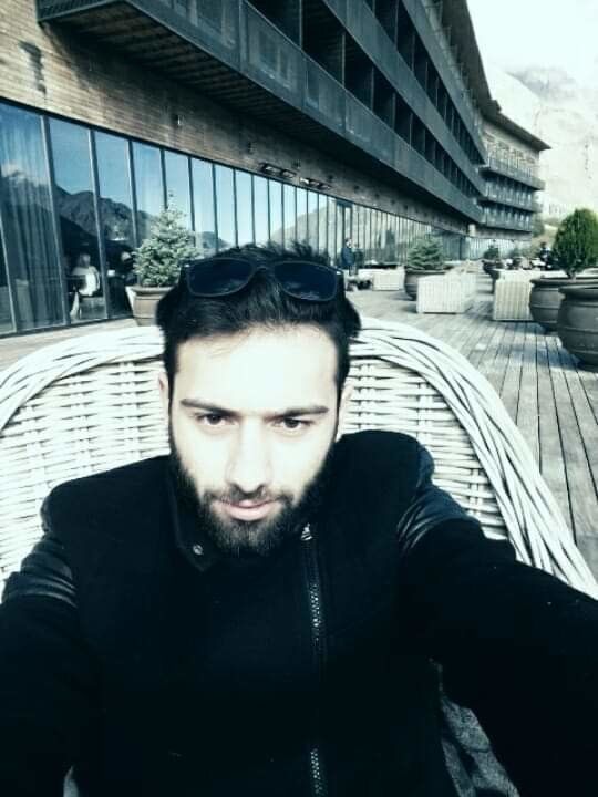  19004613  Vaja, 31 ,    