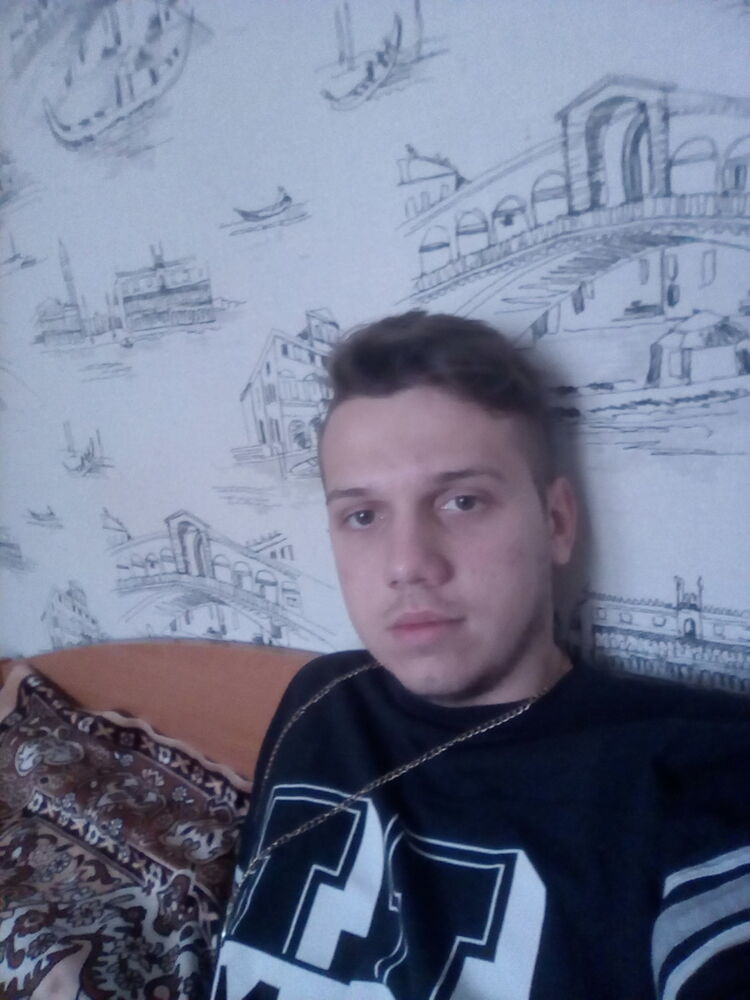  16130653  Vladyslav, 25 ,    