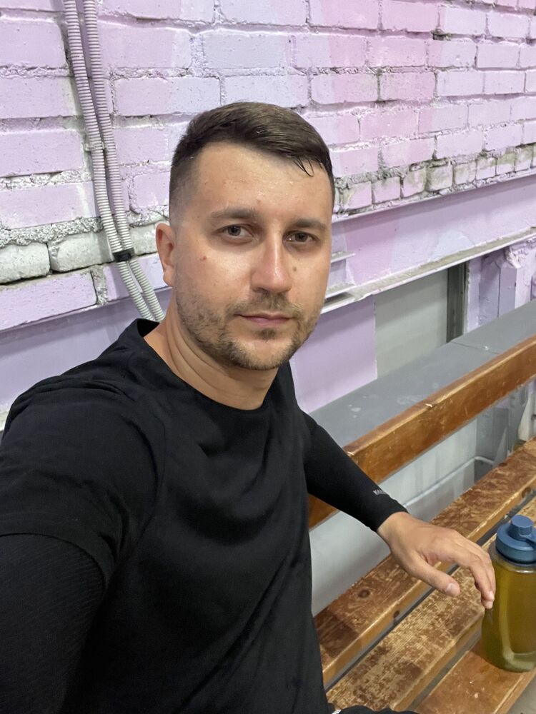 ���� 37503903 ������� Roman, 37 ���, ���� ���������� � �����-����������