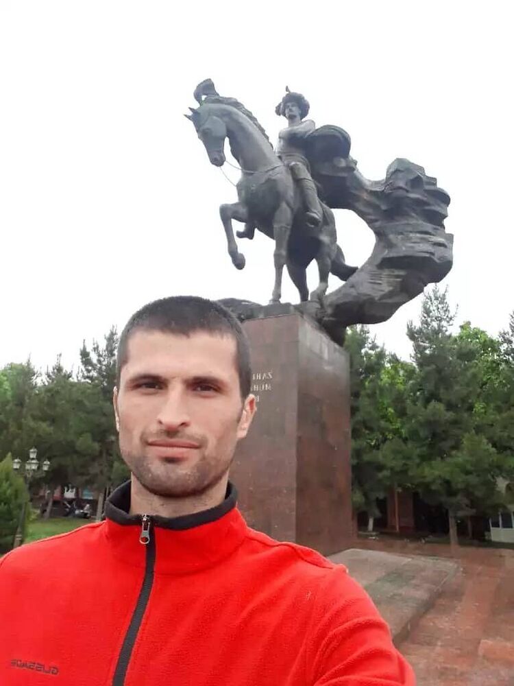  ,   Aziz, 34 ,   ,   , c 
